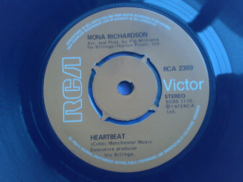 Mona Richardson : Stay With Me - Heartbeat (7", Single)